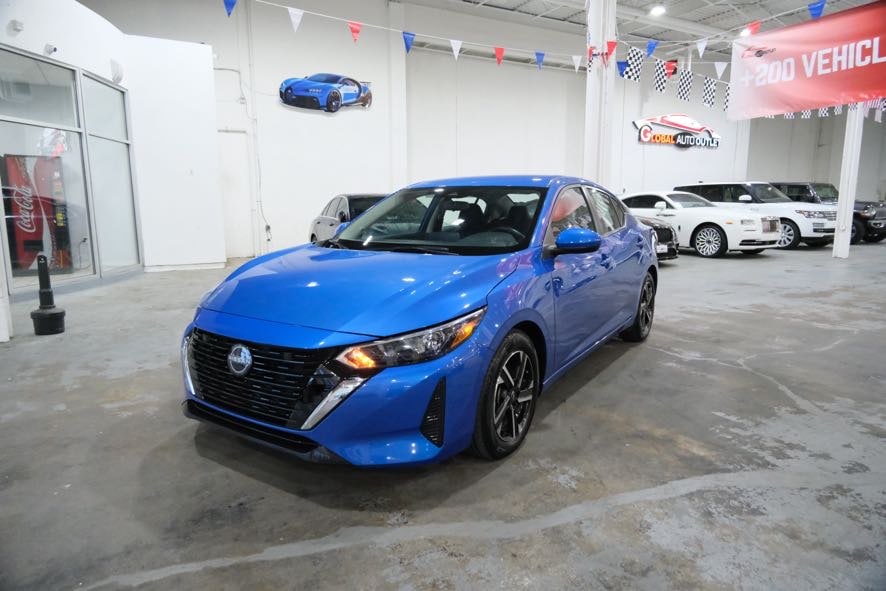 2024 Nissan Sentra SV Image 1 of 37