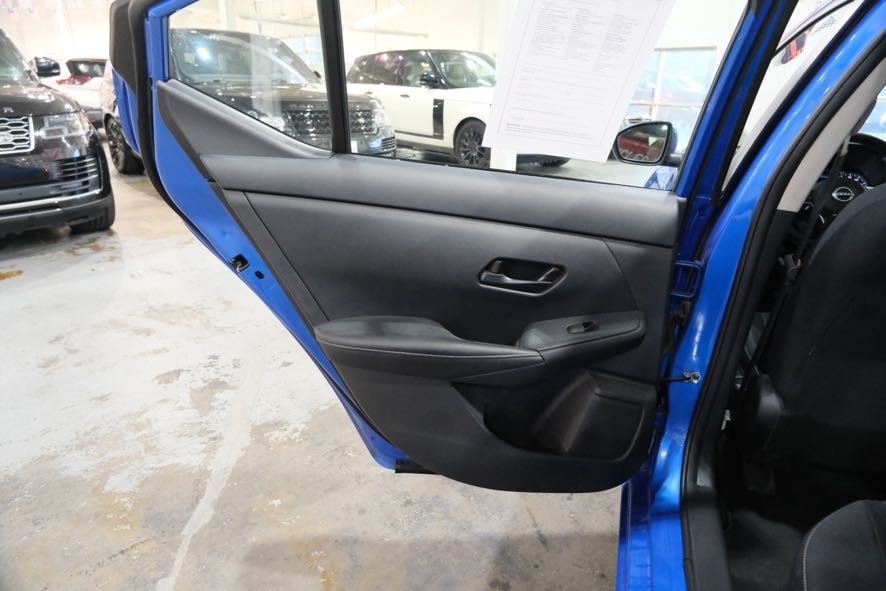 2024 Nissan Sentra SV Image 19 of 37