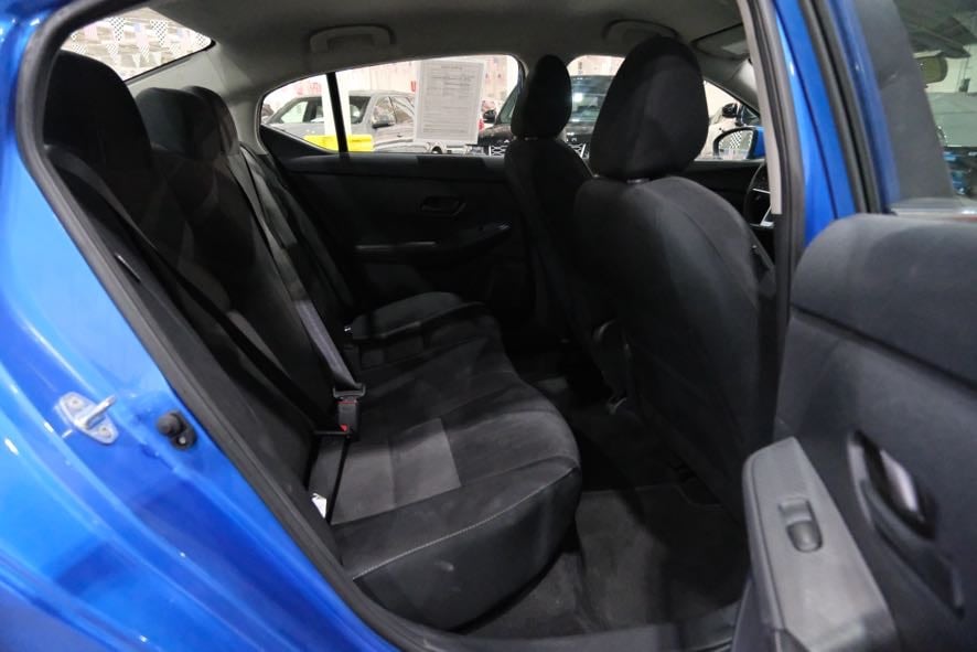 2024 Nissan Sentra SV Image 21 of 37