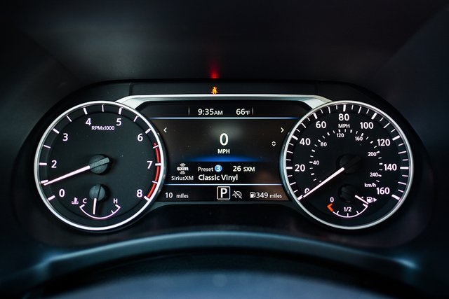 Vehicle image 29 of 36