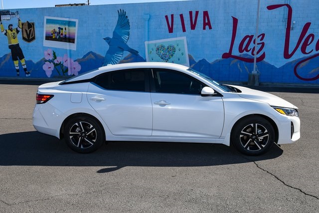 Vehicle image 5 of 36