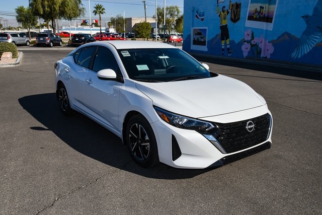 Vehicle image 4 of 36