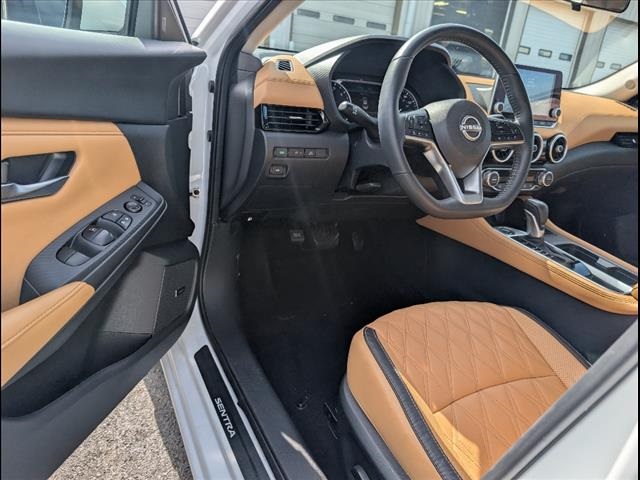 2024 Nissan Sentra SV Image 9 of 24