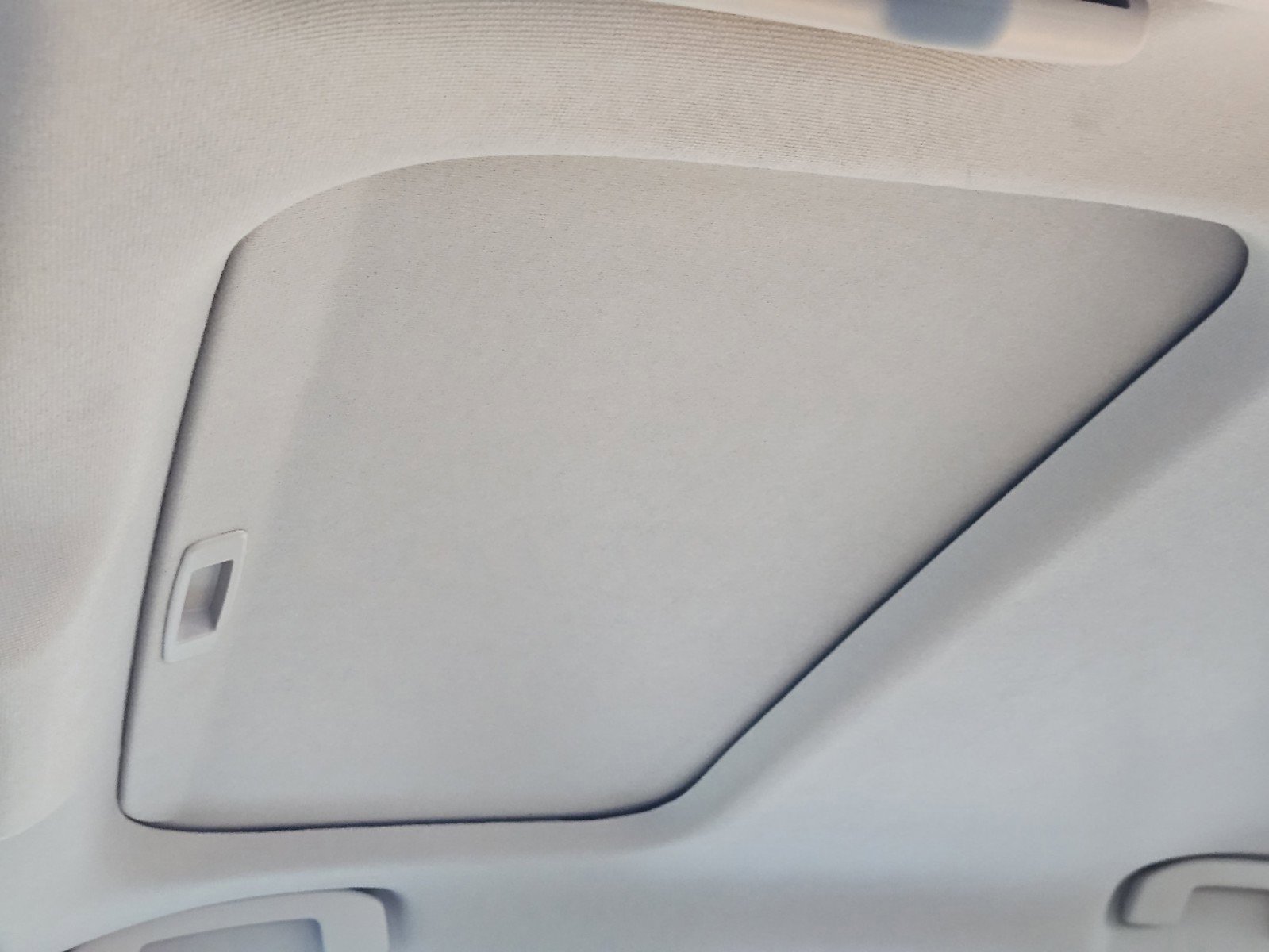 Vehicle image 20 of 24