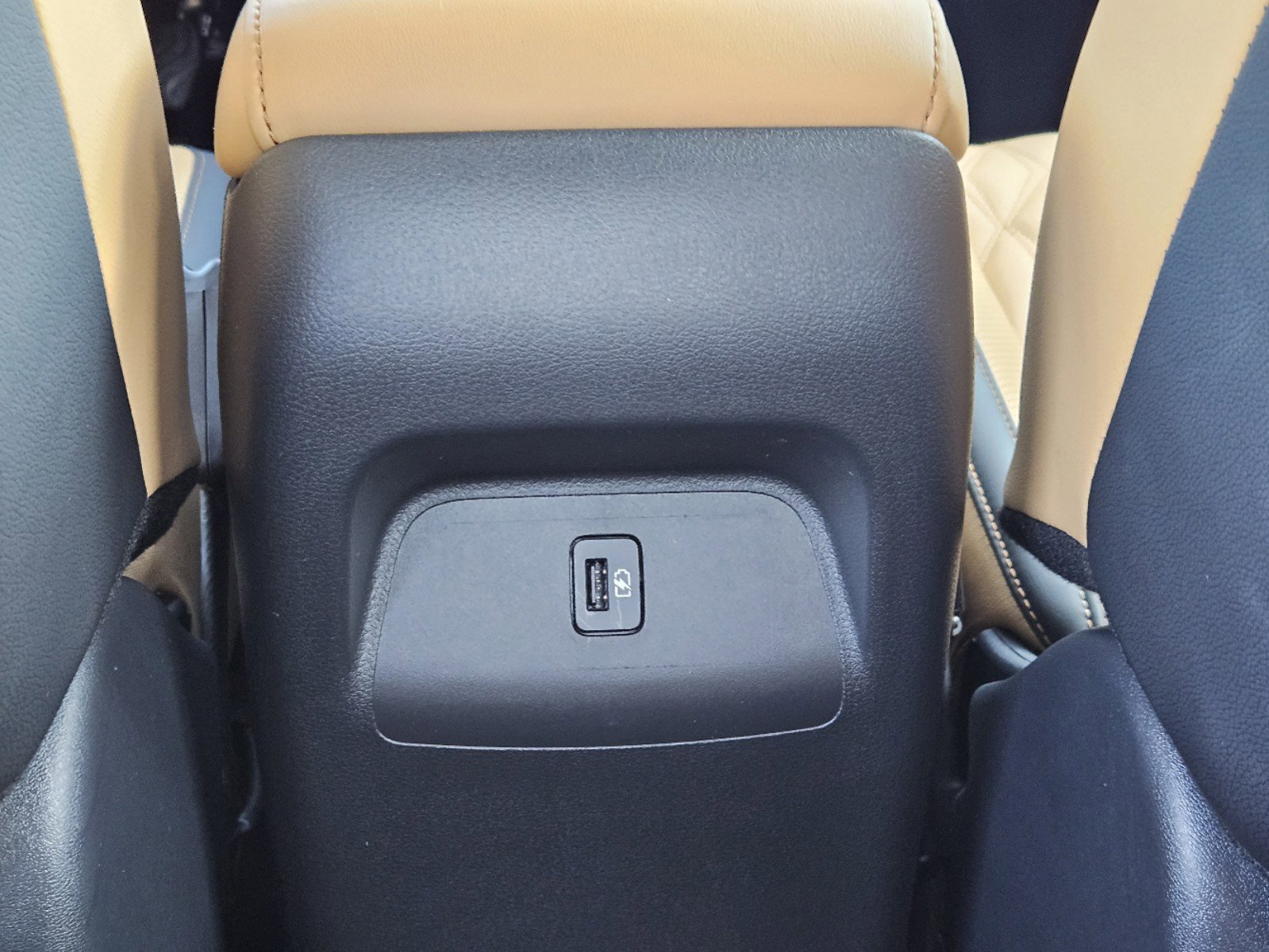 Vehicle image 20 of 23