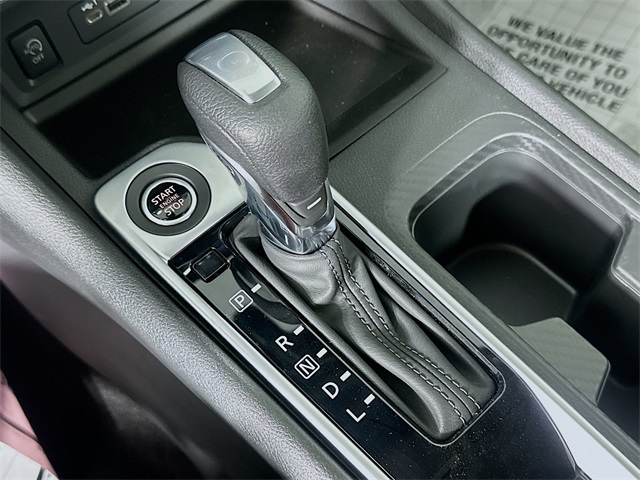 Vehicle image 18 of 28