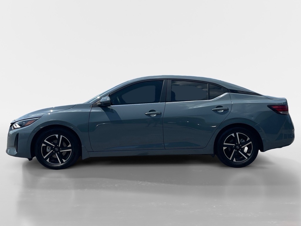 Vehicle image 8 of 25