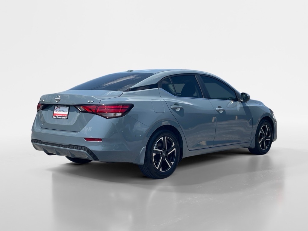 Vehicle image 5 of 25