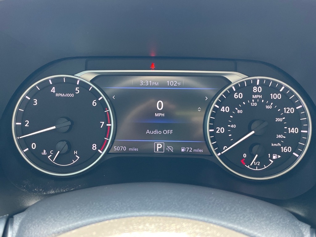 Vehicle image 19 of 25
