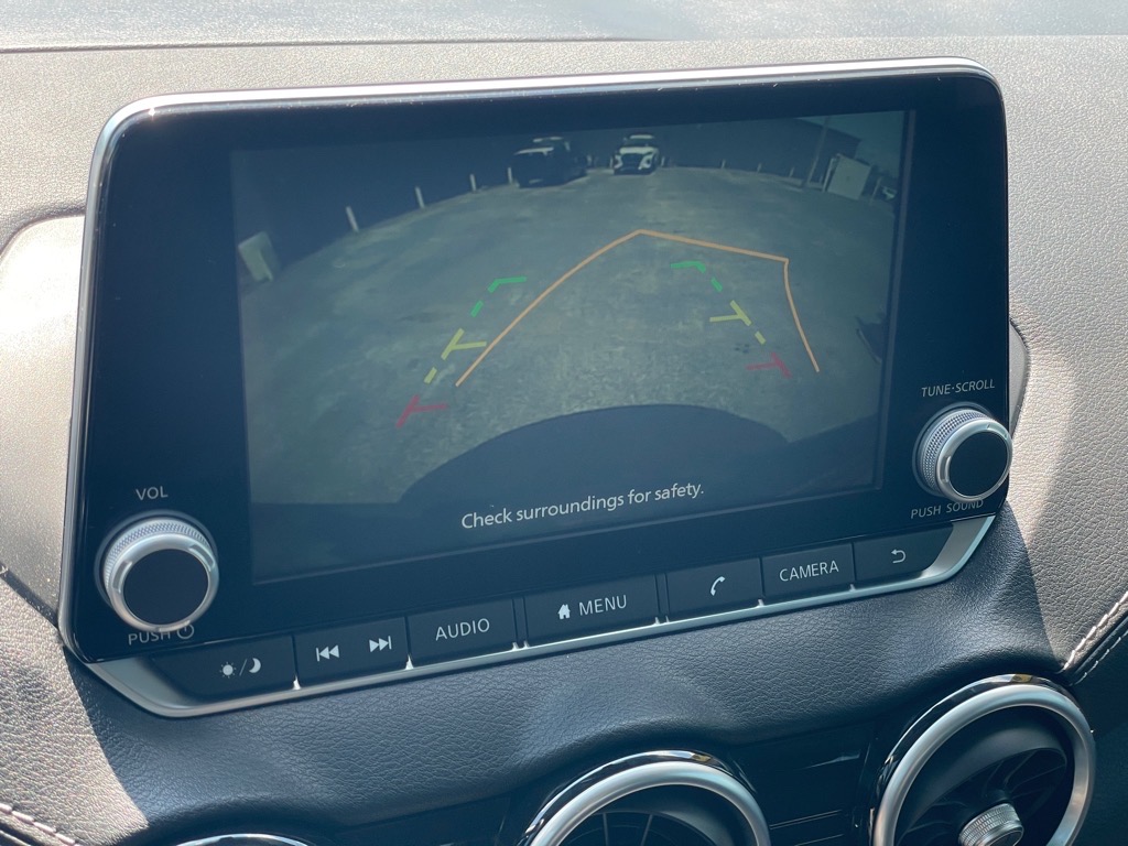 Vehicle image 20 of 25