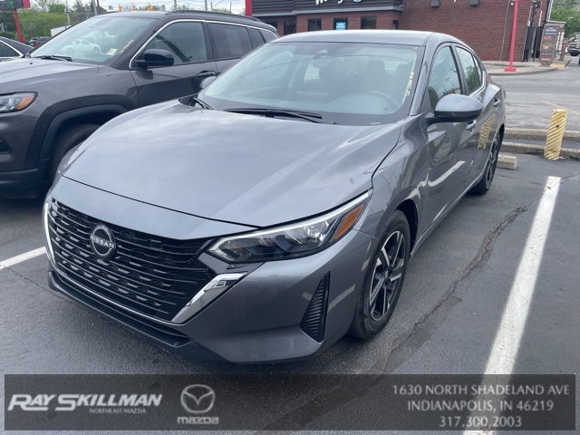 Vehicle image 1 of 6