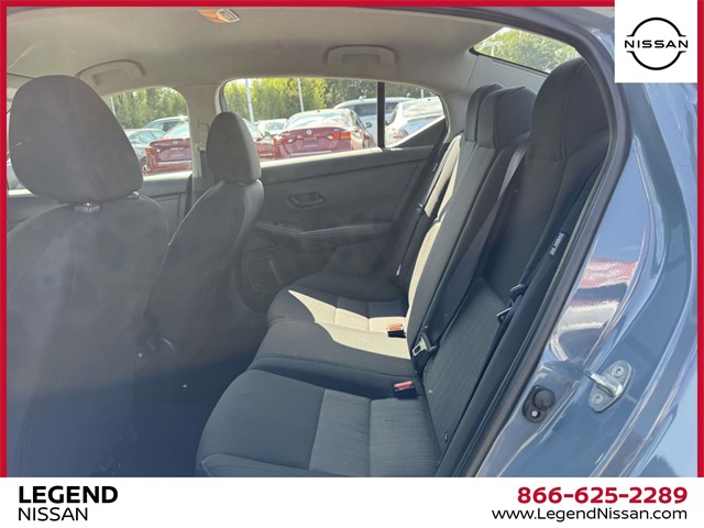 2024 Nissan Sentra SV Image 10 of 31