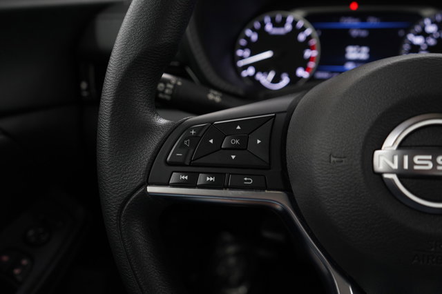 Vehicle image 19 of 26