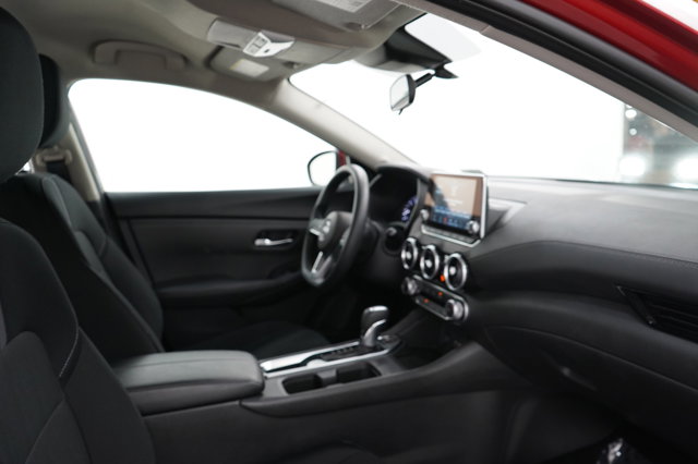 Vehicle image 10 of 26