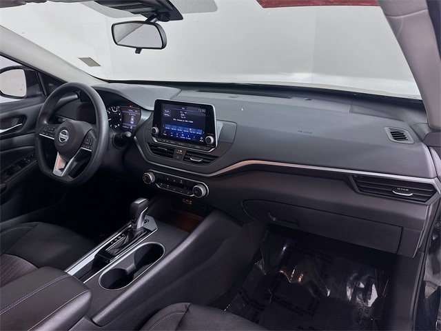 Vehicle image 28 of 28
