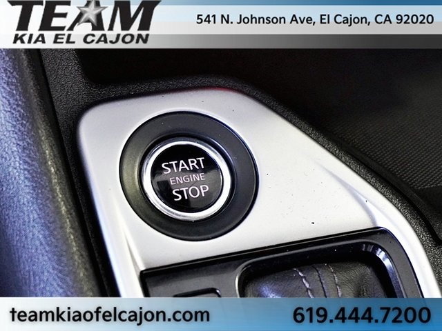 Vehicle image 30 of 44