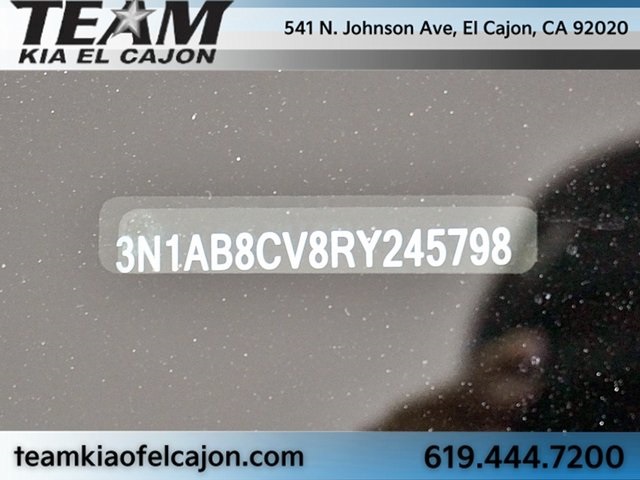 Vehicle image 34 of 44