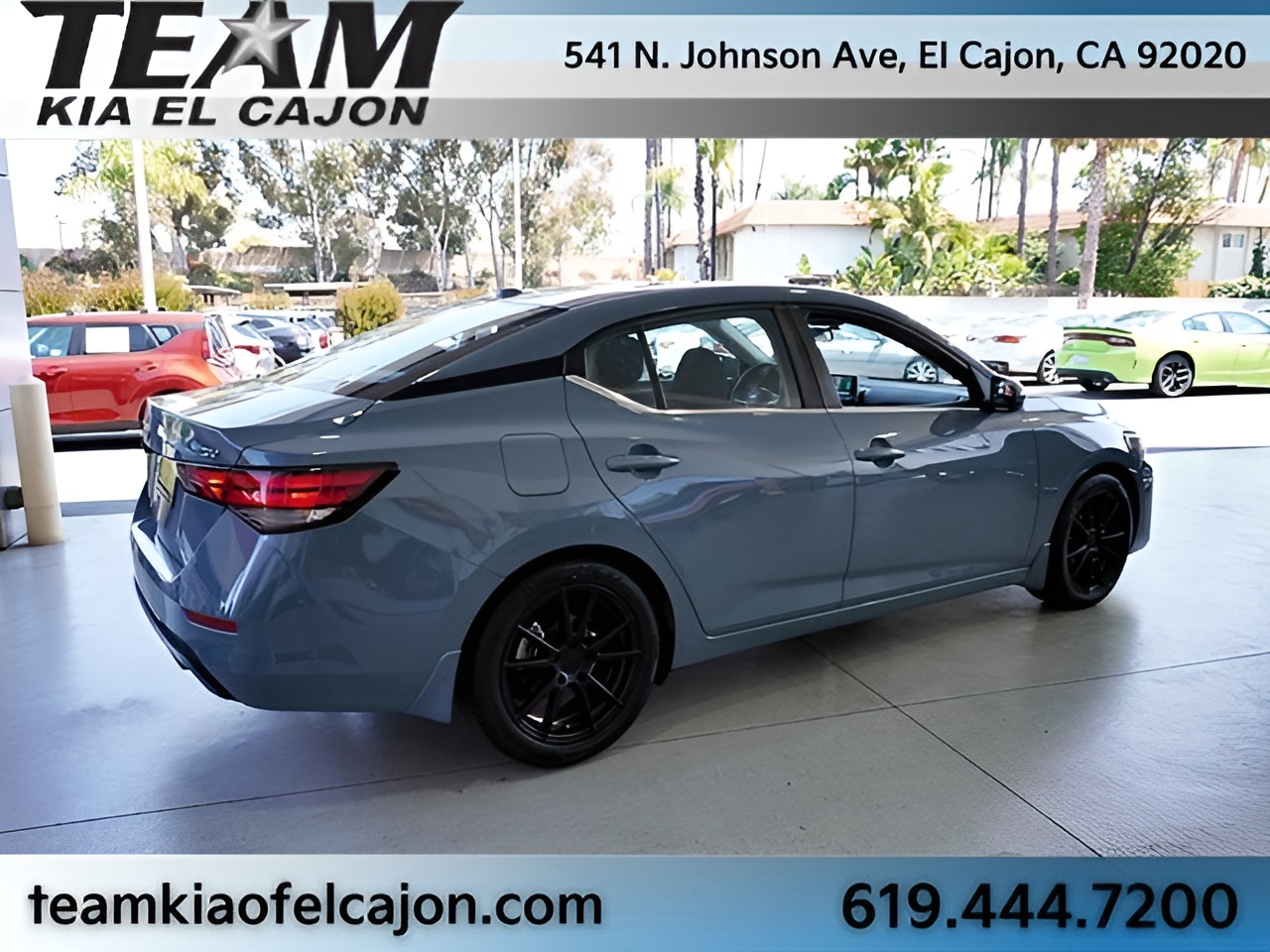 Vehicle image 42 of 44