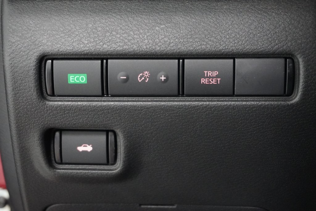 Vehicle image 17 of 29