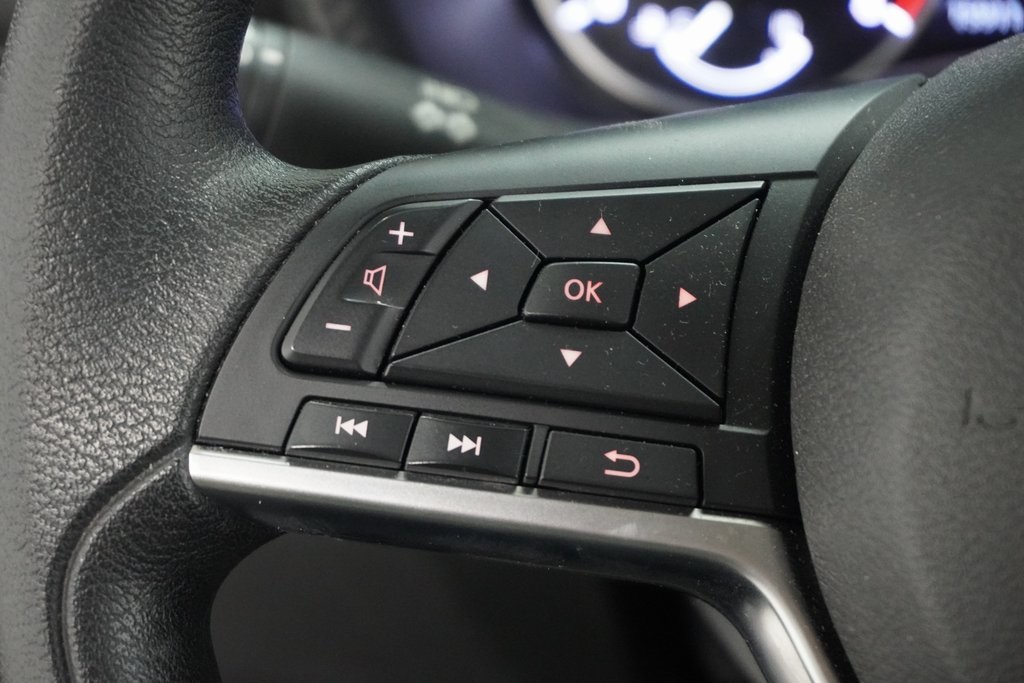 Vehicle image 18 of 29