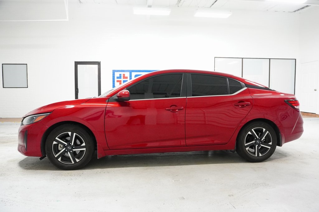 Vehicle image 8 of 29