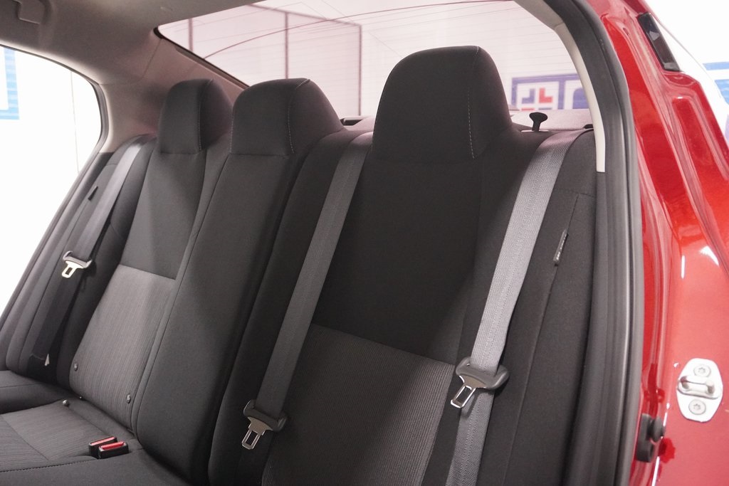 Vehicle image 28 of 29