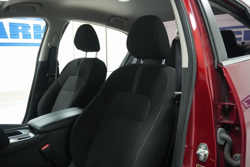 Vehicle image 15 of 29