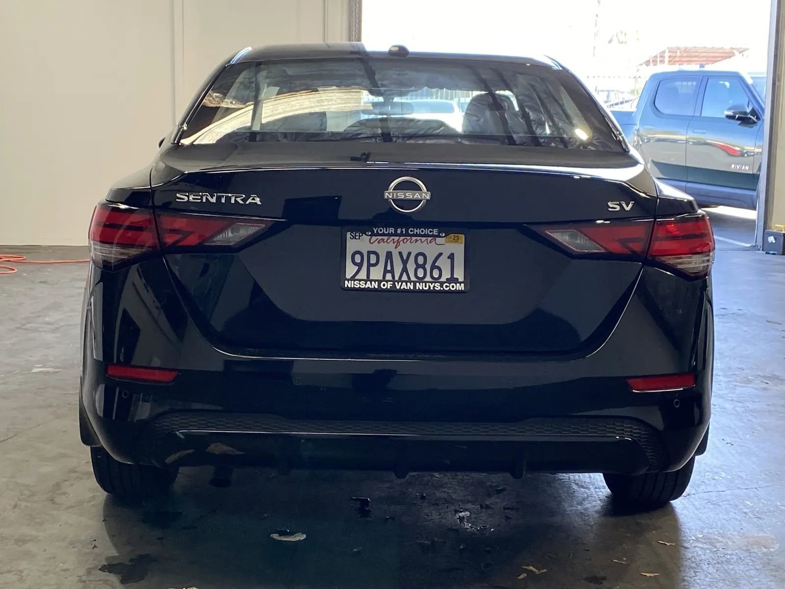2024 Nissan Sentra SV Image 3 of 21