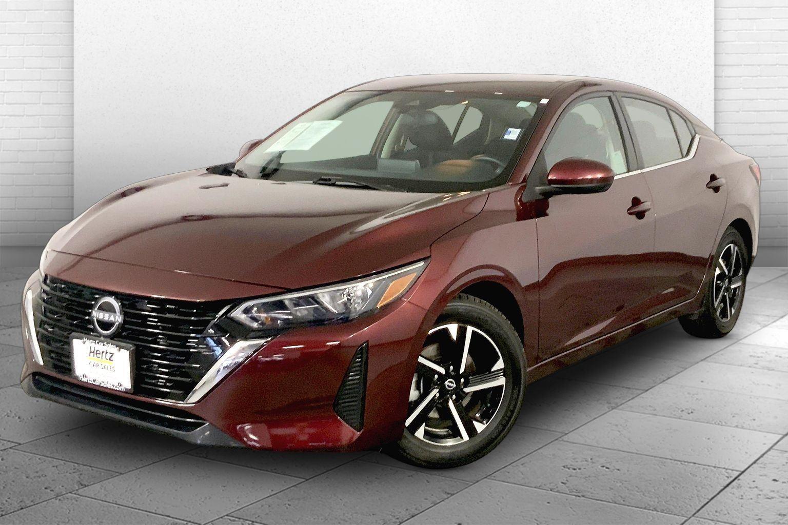 2024 Nissan Sentra SV Image 1 of 31