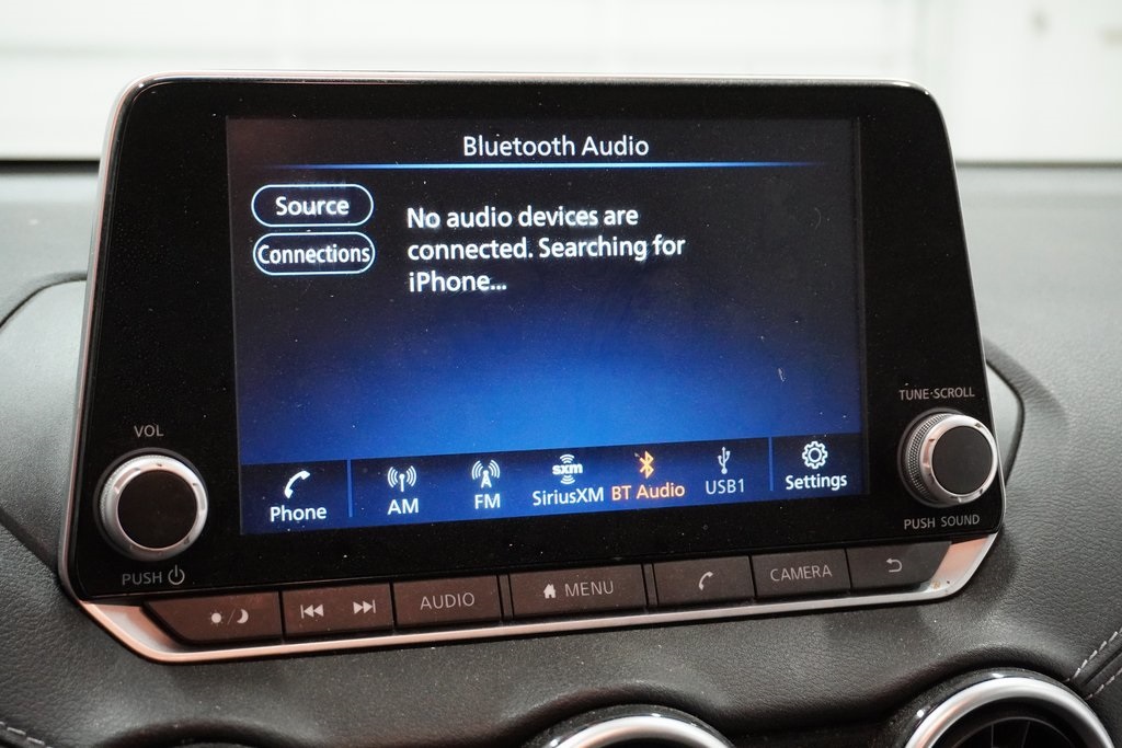 Vehicle image 21 of 30