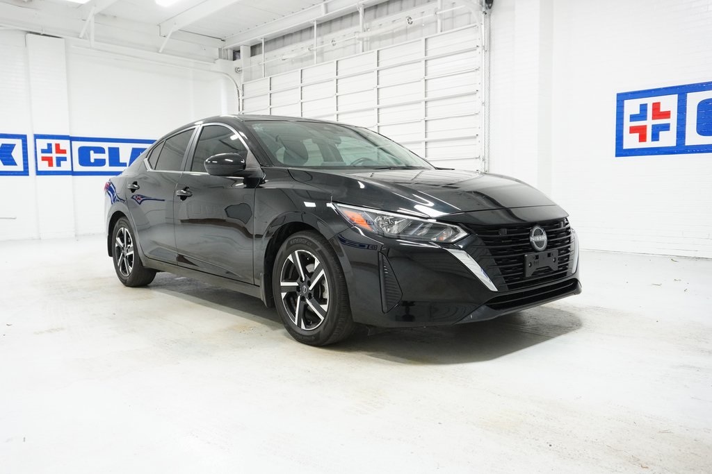 Vehicle image 4 of 30