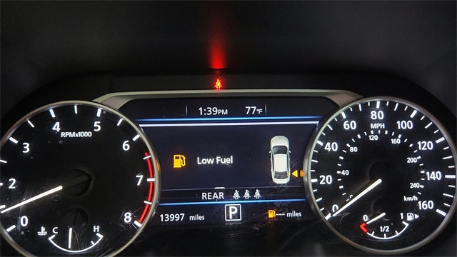 Vehicle image 18 of 26