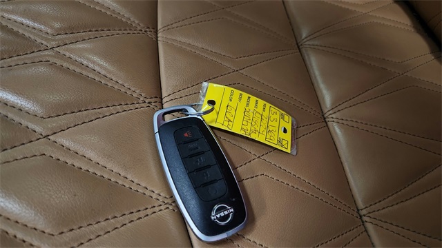 Vehicle image 20 of 26