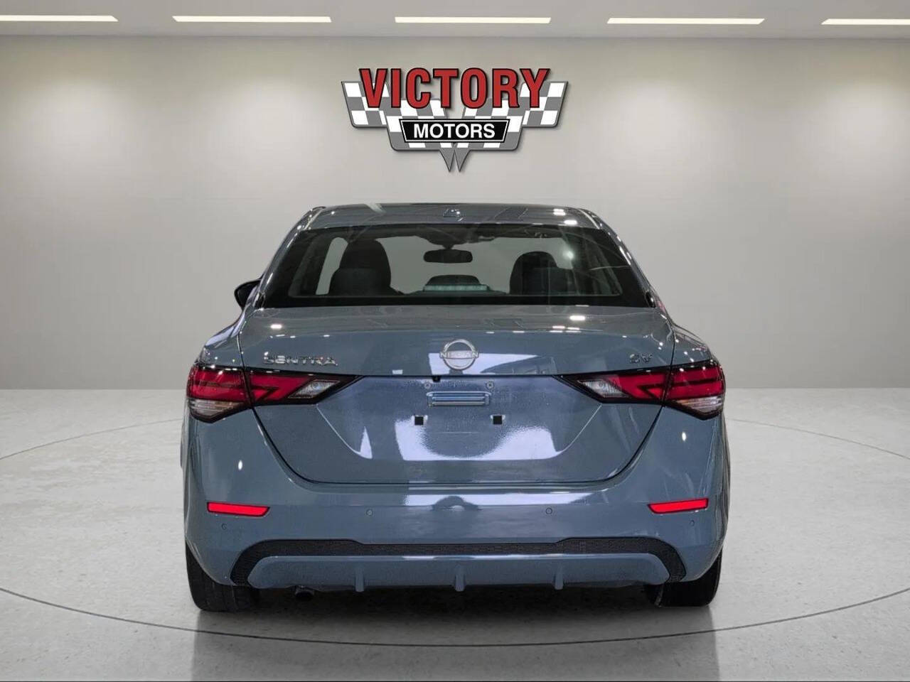 Vehicle image 6 of 32