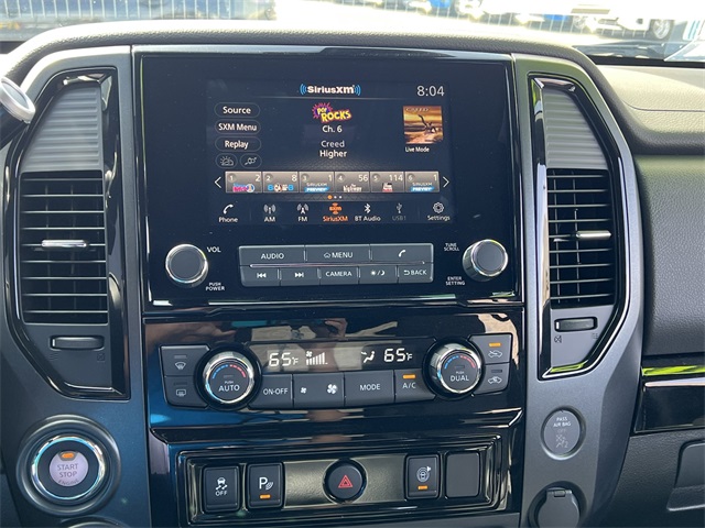 Vehicle image 20 of 28