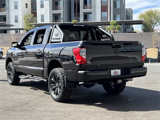Vehicle image 7 of 28