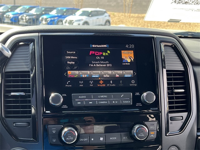 Vehicle image 20 of 28
