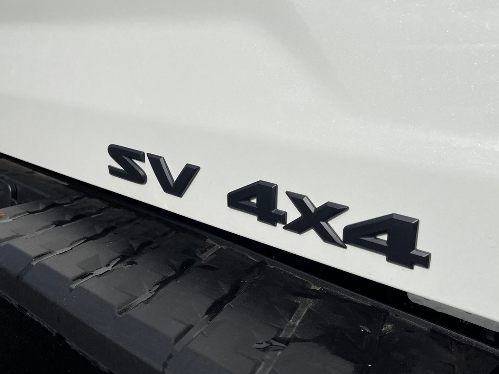 Vehicle image 9 of 31