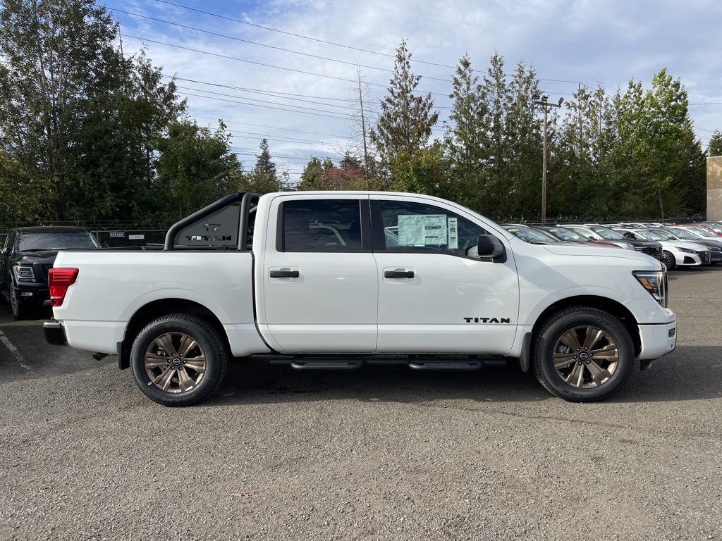 Vehicle image 5 of 31