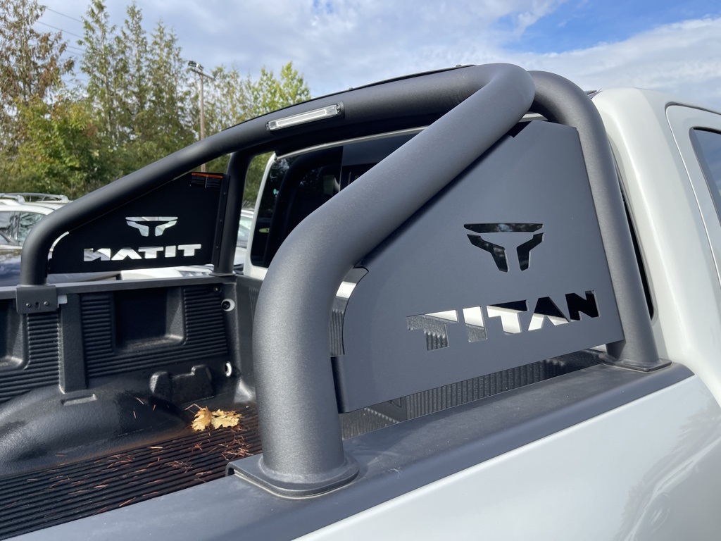 Vehicle image 10 of 31