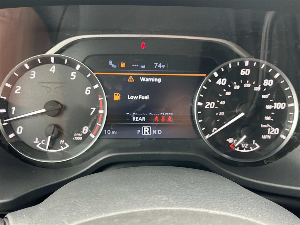 Vehicle image 16 of 30