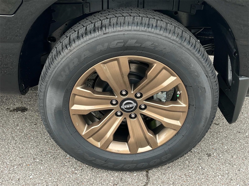 Vehicle image 9 of 30
