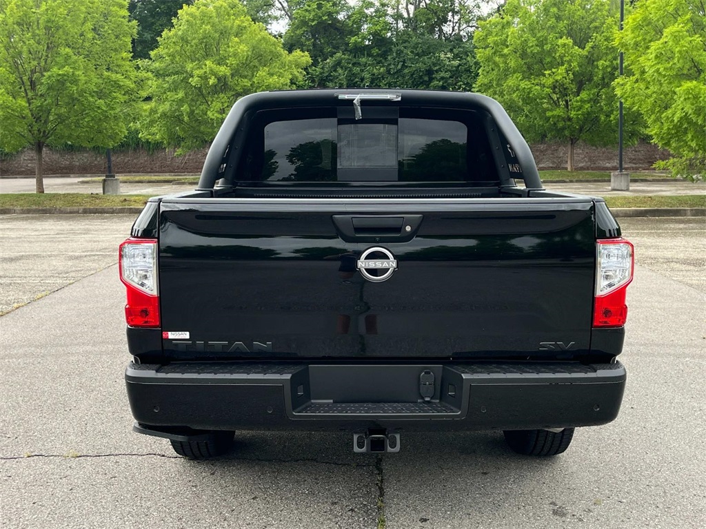 Vehicle image 6 of 30
