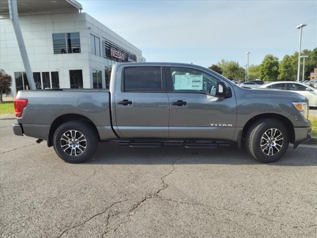 Vehicle image 2 of 15