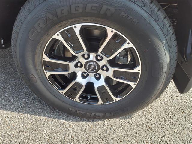 Vehicle image 4 of 15
