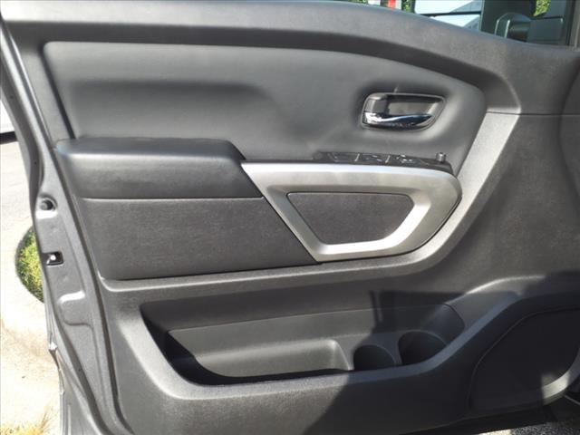 Vehicle image 7 of 15