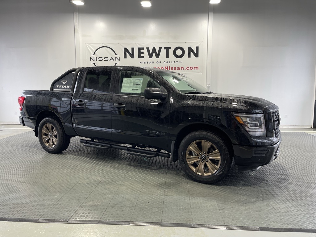 Vehicle image 4 of 21