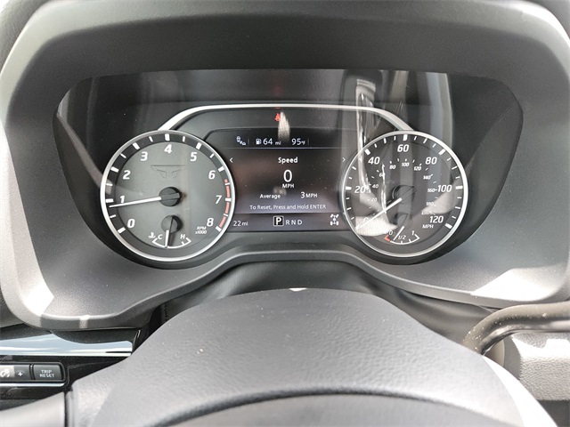 2024 Nissan Titan XD SV Image 16 of 38