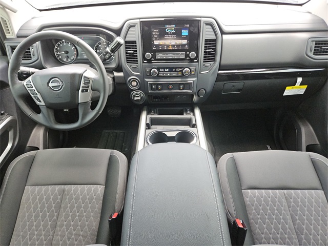 2024 Nissan Titan XD SV Image 12 of 38