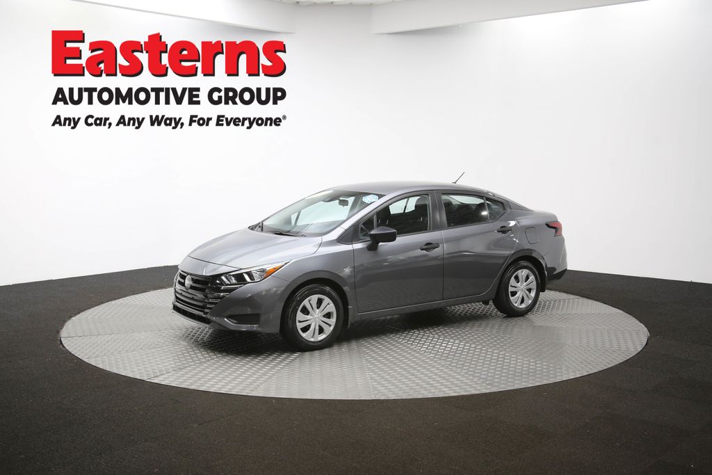 2024 Nissan Versa S Image 4 of 64